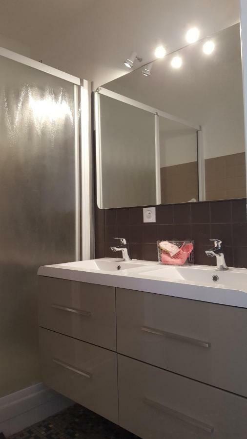 Paraire Rodez Exteriör bild